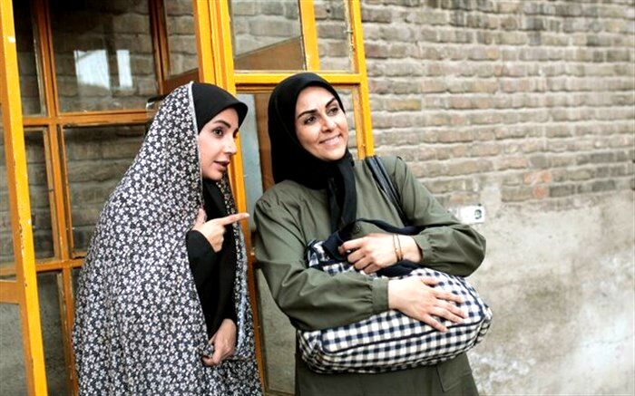 «بیگانه‌ای با من است» بعد از «از سرنوشت» می‌آید