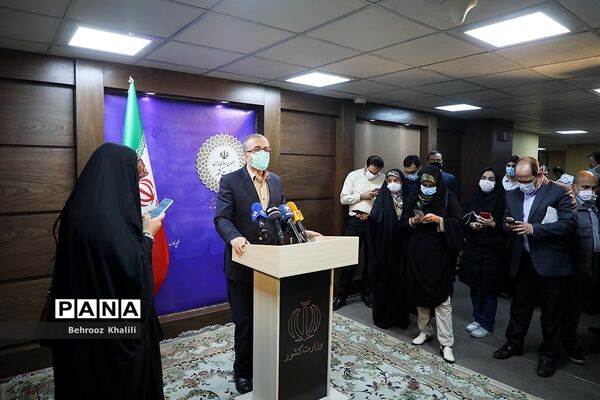 جلسه قرارگاه عملیاتی ستاد ملی مبارزه با کرونا