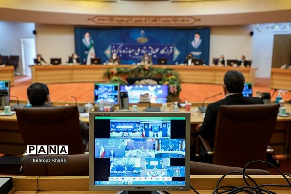 جلسه قرارگاه عملیاتی ستاد ملی مبارزه با کرونا