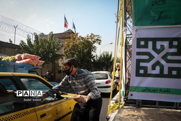 کاروان گل و موسیقی به مناسبت فرا رسیدن میلاد پیامبر اکرم