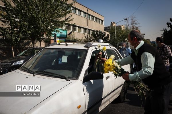 کاروان گل و موسیقی به مناسبت فرا رسیدن میلاد پیامبر اکرم