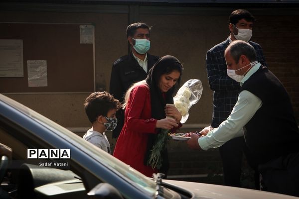 کاروان گل و موسیقی به مناسبت فرا رسیدن میلاد پیامبر اکرم