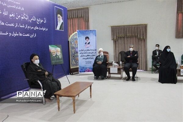 دیدار نمایندگان تشکل های دانش آموزی با نماینده ولی فقیه در استان خراسان جنوبی