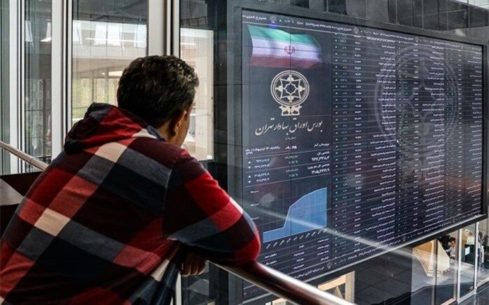 ‎تلاطمات بازار سرمایه ناشی از حاکمیت شرکت‌های بزرگ در بورس است