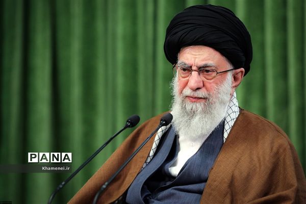 سخنرانی تلویزیونی رهبر انقلاب  به‌مناسبت سالروز ولادت پیامبر اعظم(ص) و امام صادق(ع)