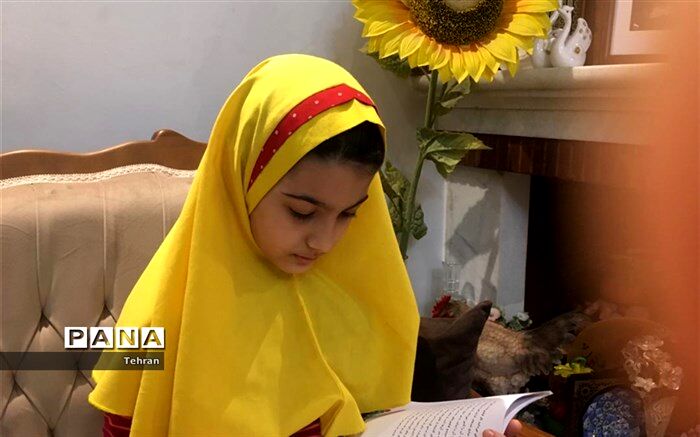 برگزاری مسـابقه بزرگ کتابخـوانی در منطقه1به مناسبت  روز دانش آموز