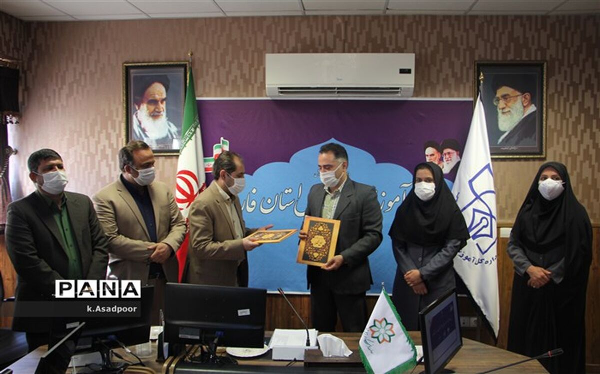 مدیرکل آموزش و پرورش فارس: گسست اجتماعی، حاصل فروپاشی فرهنگ در جامعه است