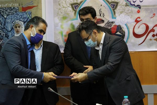 اختتامیه نخستین جشنواره استانی نقالی سیمرغ