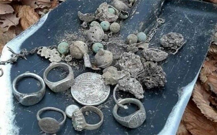 آهای گنج‌یاب، فلزیاب، عتیقه!