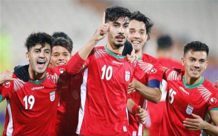 آخرین گمانه‌زنی درباره خرید جدید پرسپولیس؛ ستاره تراکتور شکار می‌شود