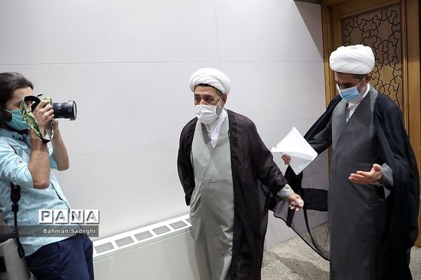 نشست خبری رِئیس مرکز توسعه شوراهای حل اختلاف و معاون قوه قضاییه