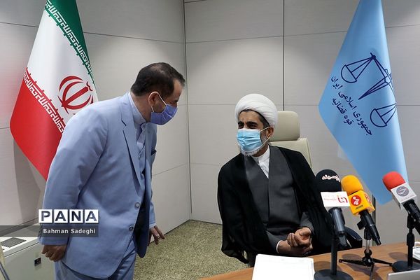 نشست خبری رِئیس مرکز توسعه شوراهای حل اختلاف و معاون قوه قضاییه