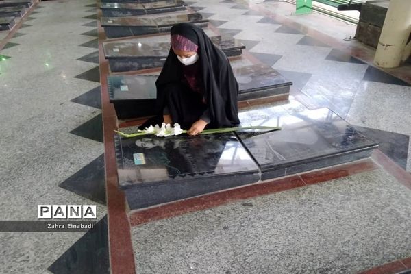 مراسم عطر افشانی و گلباران مزارشهدا در شهرستان ملارد