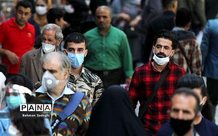 توصیه‌های کرونایی؛ کیف خود را بر روی زمین یا سطوحی که در معرض لمس عمومی است قرار ندهید