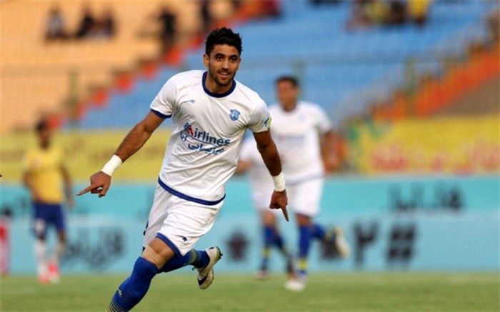 جدیدترین گزینه خرید برای قهرمان؛ مهاجم لژیونر فوتبال ایران پرسپولیسی می‌شود؟