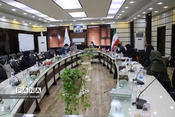 نشست بزرگداشت هفته کتاب در آموزش و پرورش استان بوشهر
