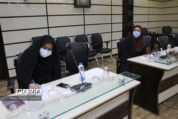 نشست بزرگداشت هفته کتاب در آموزش و پرورش استان بوشهر