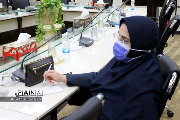 نشست بزرگداشت هفته کتاب در آموزش و پرورش استان بوشهر