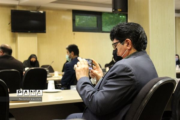 نشست فرماندار اسلامشهر با مدیران واحد‌های آموزشی