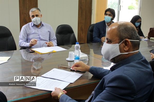 نشست هیات اندیشه‌ورز نماز مدارس استان بوشهر