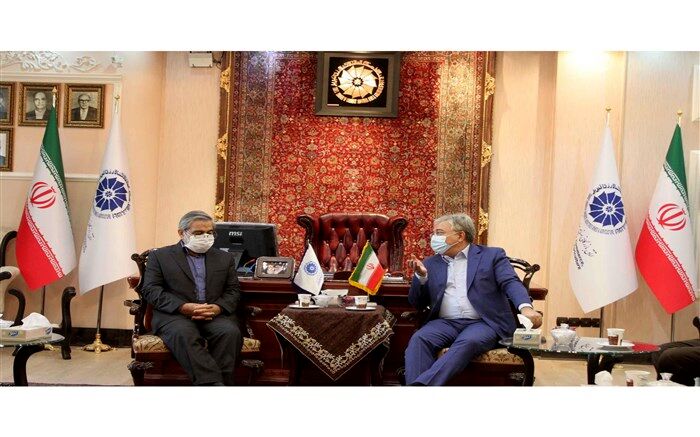 انعقاد تفاهمنامه همکاری اتاق بازرگانی تبریز و دانشگاه نبی اکرم (ص) تبریز