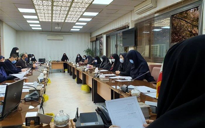 شرکت منتخبین شورای دانش آموزی منطقه 1 درجلسات کمیته پژوهش