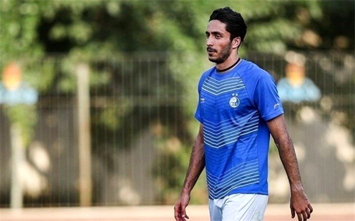 خبر تلخ برای استقلالی‌ها؛ دست محمود فکری برای دیدار با فولاد بسته است