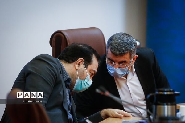 نشست مشترک ستاد ملی مبارزه با کرونا