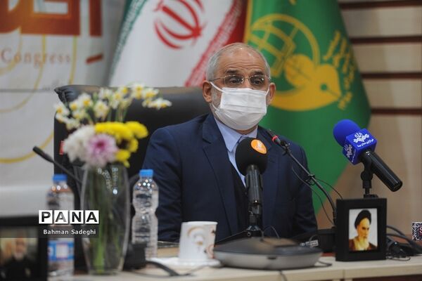 سیزدهمین کنگره اتحادیه انجمن‌های اسلامی دانش‌آموزان