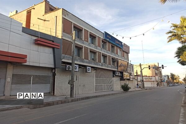 سیطره سکوت کرونایی بر شلوغ‌ترین خیابان های زاهدان