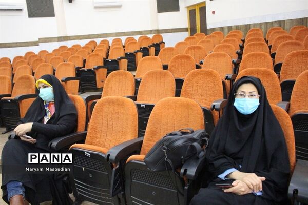 مراسم تجلیل از همکاران اداری حوزه معاونت پرورشی و تربیت بدنی آموزش و پرورش شهرستان بوشهر