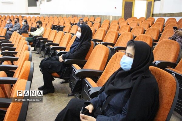 مراسم تجلیل از همکاران اداری حوزه معاونت پرورشی و تربیت بدنی آموزش و پرورش شهرستان بوشهر