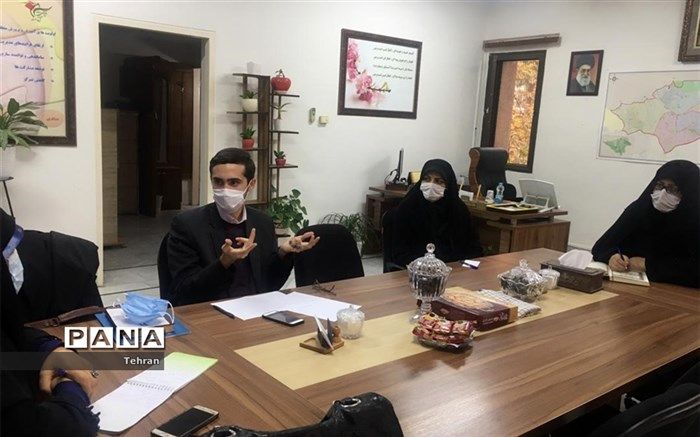 سیدمومن: در روش  «هم آموزی» به شکوفایی خلاقیت دانش آموزان فرصت بروز می دهیم