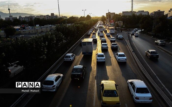 ترافیک سنگین در مسیرهای ورودی به سمت تهران