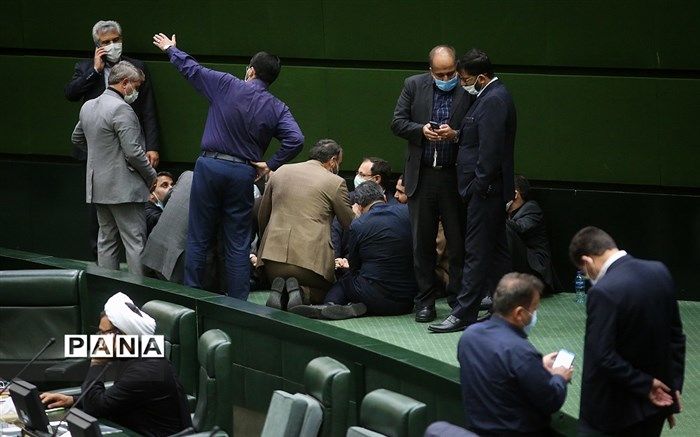 قانون نظارت مجلس بر رفتار نمایندگان بررسی می‌شود