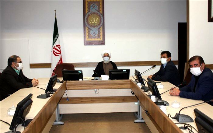مدیر کل آموزش و پرورش استان زنجان با امام جمعه و نماینده ولی فقیه استان دیدار کرد