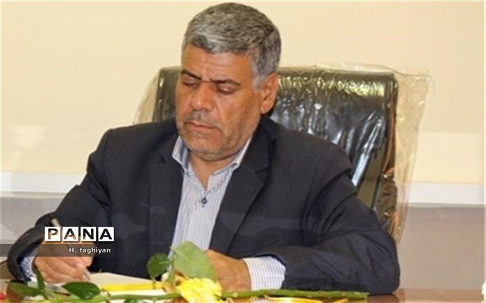 پیام تبریک رئیس سازمان دانش آموزی استان اصفهان به مناسبت گرامیداشت هفته بسیج 