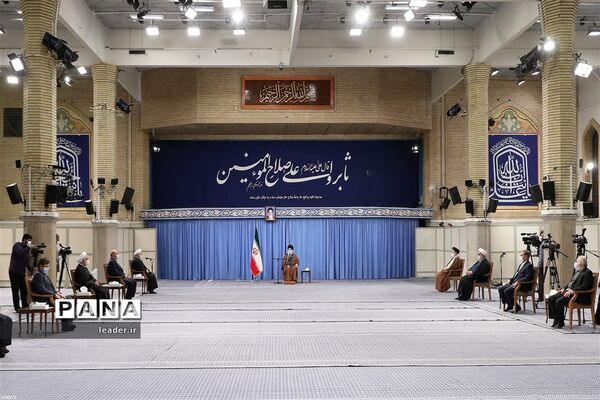 دیدار اعضای شورای‌عالی هماهنگی اقتصادی با رهبر معظم انقلاب اسلامی