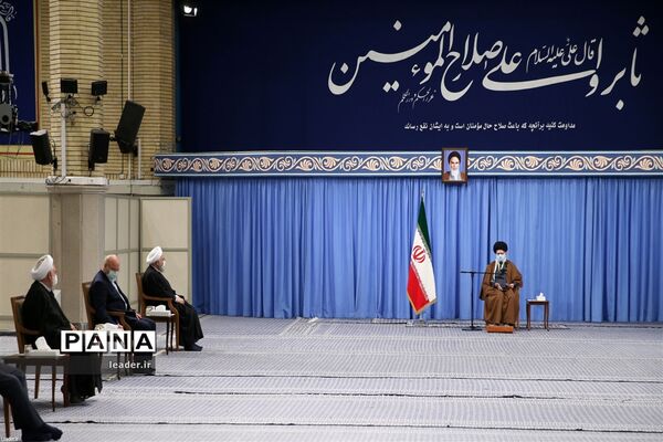 دیدار اعضای شورای‌عالی هماهنگی اقتصادی با رهبر معظم انقلاب اسلامی