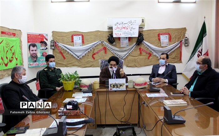 «لاله‌های روشن» به یاد شهدای فرهنگی و دانش‌آموز در محمودآباد آغاز شد