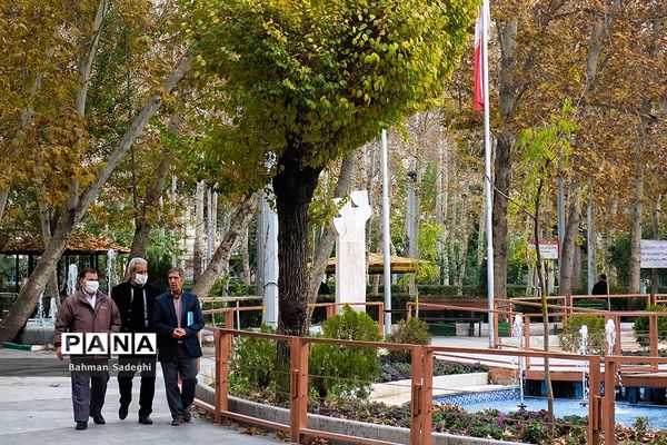 ورزش در پارک زیر سایه کرونا