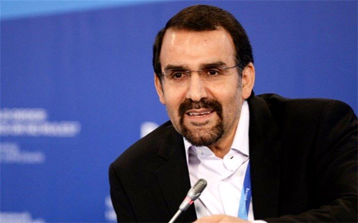 خون شهیدی چنین بزرگ مایه وحدت داخلی و وفاق باشد نه صف‌کشی و شقاق