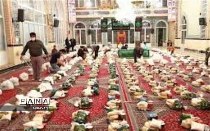 ۳۵۰ بسته  کمک معیشتی در بهاباد توزیع شد