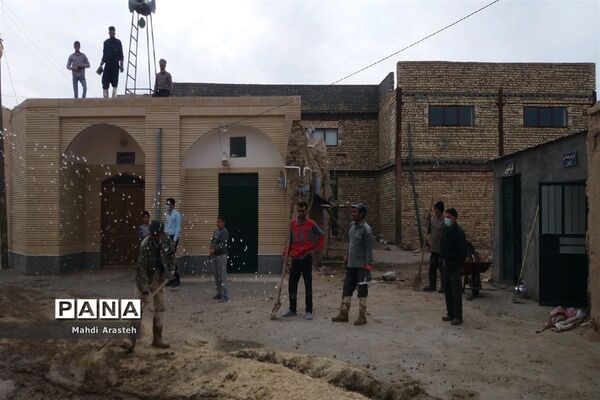 بام اندود کردن مسجد دریک اقدام جهادی