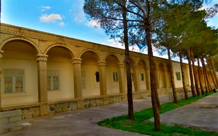 مدرسه عبرت، اثری ملی در قلب شهر تاریخی نائین