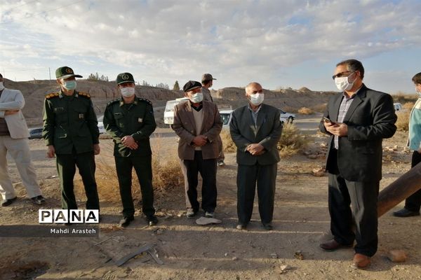 بازدید فرمانده سپاه انصارالرضا (ع) خراسان جنوبی از پروژه برق رسانی به روستای کوشه سفلی