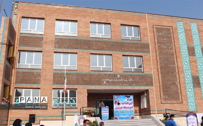 مردآزاد: طرح آموزش کار آفرینی بصورت پایلوت در ۱۰ مدرسه اجرا می شود