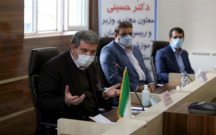 حسینی: اگر جامعه ای دچار آسیب اجتماعی شود، مدرسه را مقصر می‌دانم