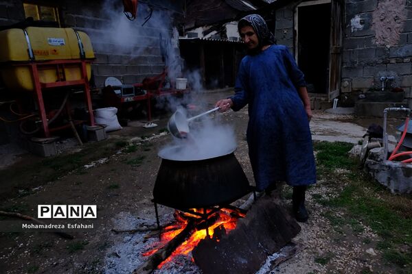 یک روز پاییزی در روستای مَجی