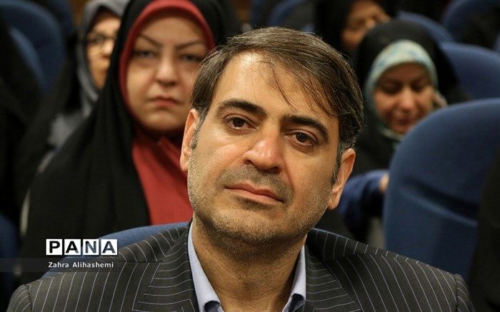 عملیاتی کردن طرح خوانا به منزله تحمیل کار اضافی و تعدد طرح و برنامه نیست